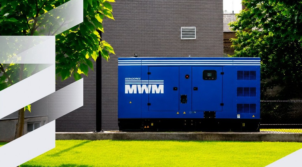 Gerador MWM carenado instalado em área externa